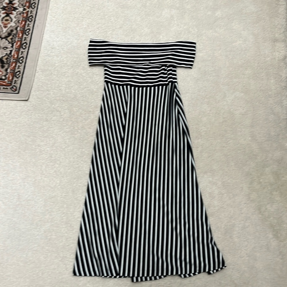 Black and white Stripped off the shoulder dress